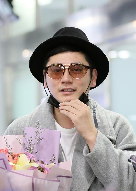 他是孙俪的初恋,邓超至今不和他同台,37岁无人敢嫁_钱枫_感情_战友