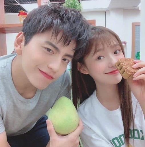 原创王大陆节目告白林允会疼她林允瞬间害羞林允爸爸七字回复