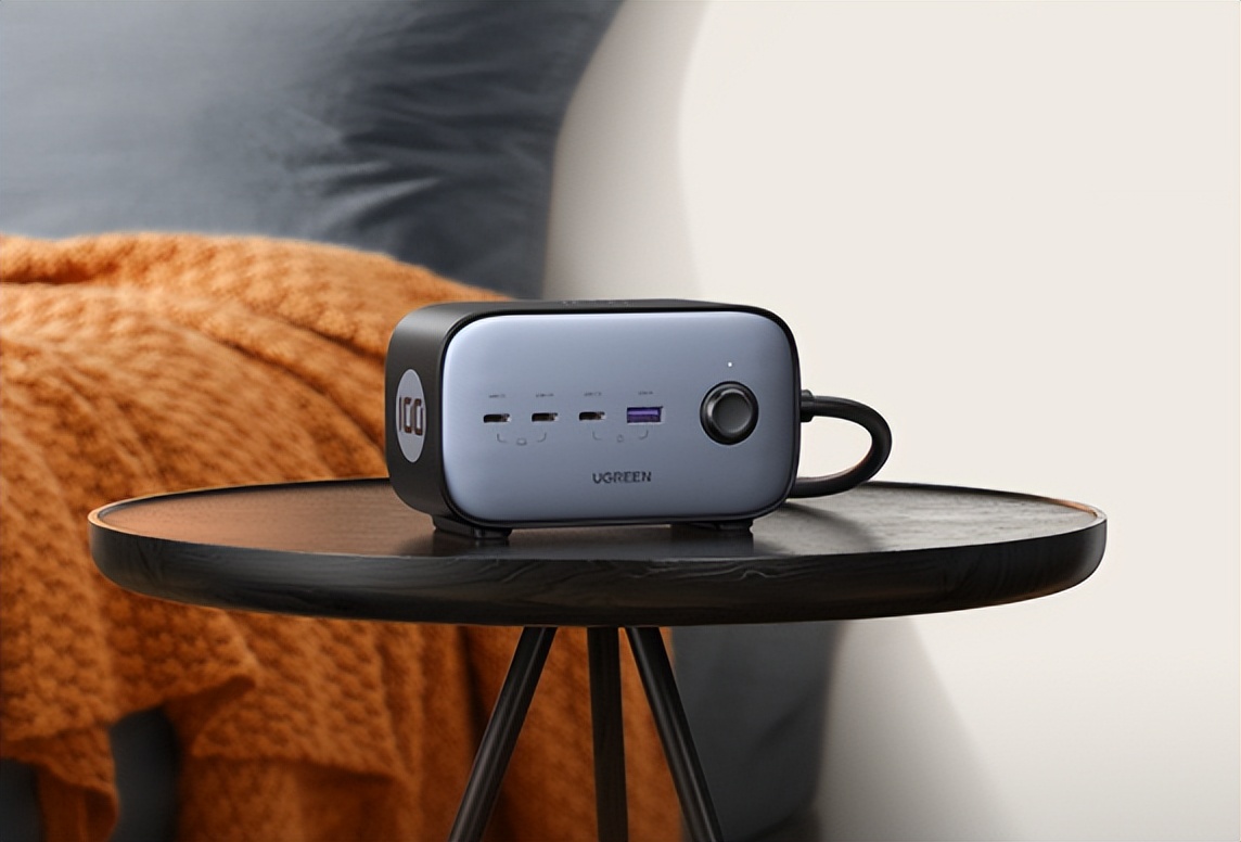 新品科技与颜值兼得绿联100w智充魔盒pro给你好看