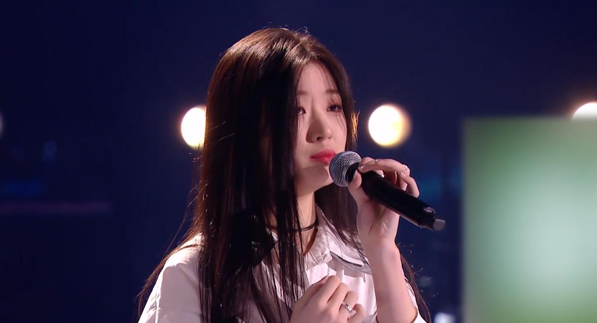 原创单依纯被称为中国乐坛的新希望她歌声空灵优美动人心弦