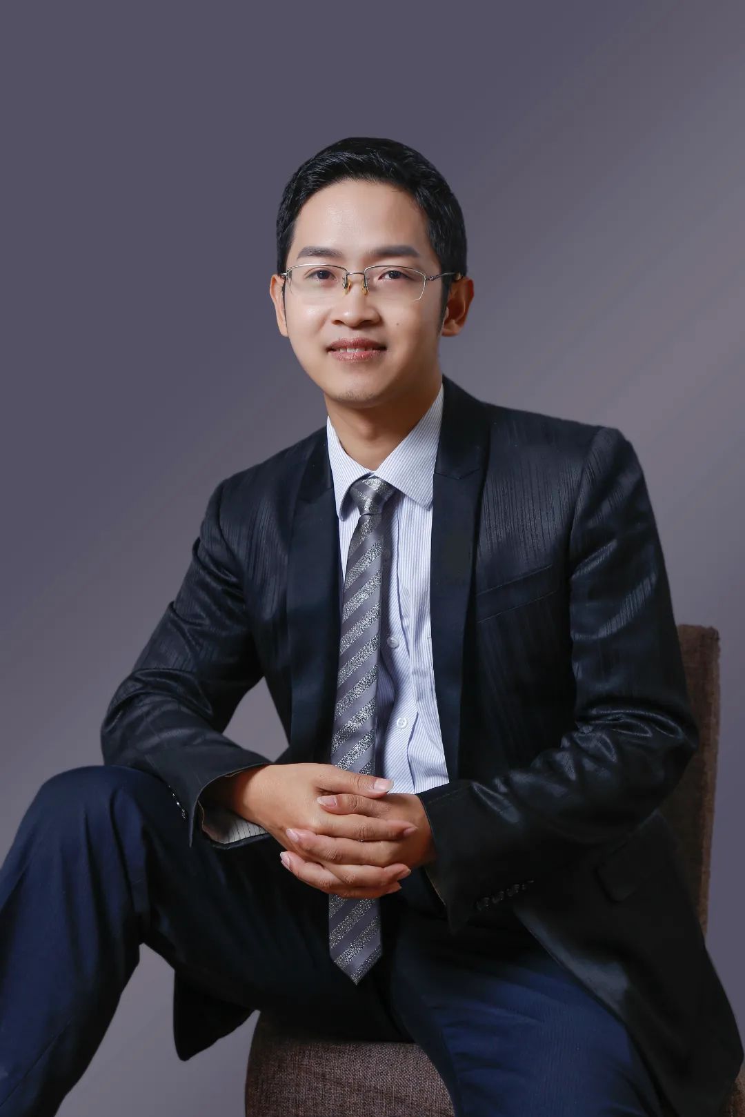 每日律师谭新民律师人生并非只有一种可能