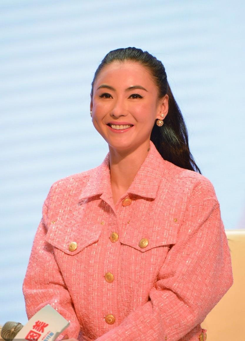 有种惊艳叫张柏芝的旧照在没有美颜的年代也美得一貌倾城