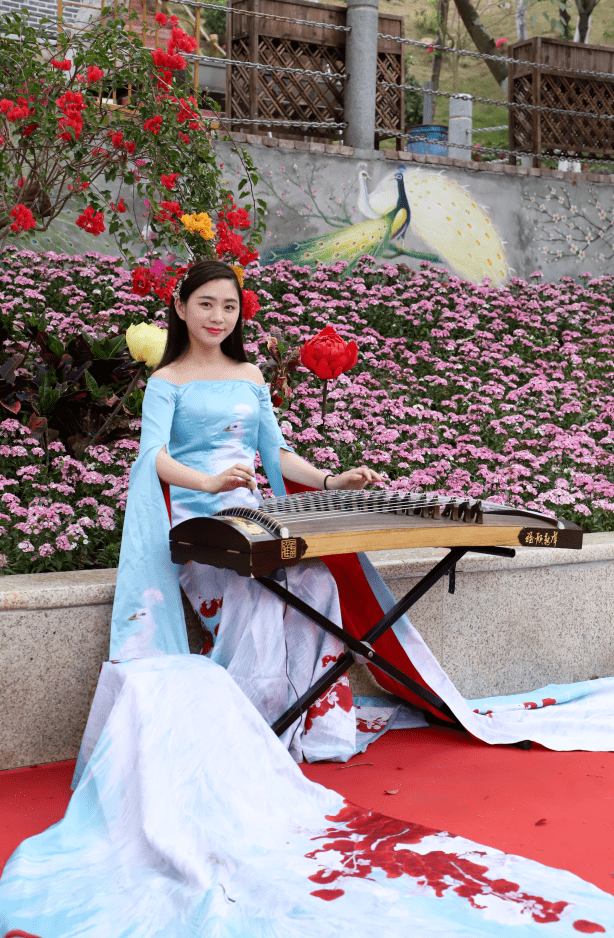 4月30日粉丝500w国风女神施梦露赴约观音山花朝节