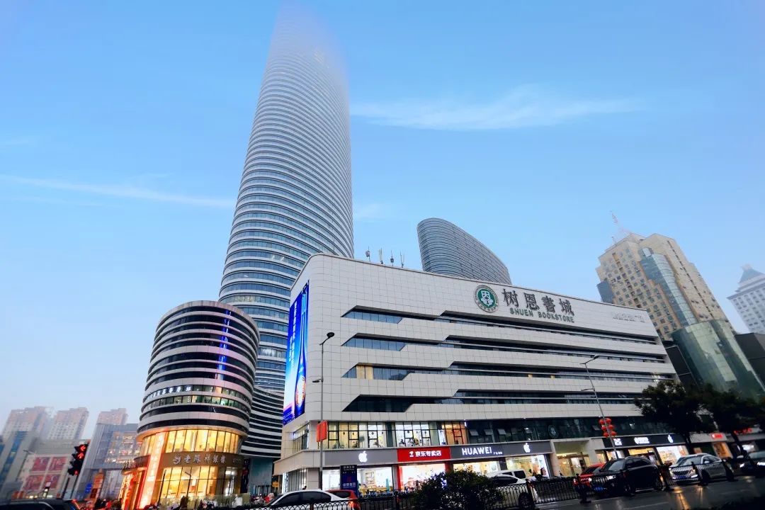 徐州最美文化地标树恩书城盛大开业