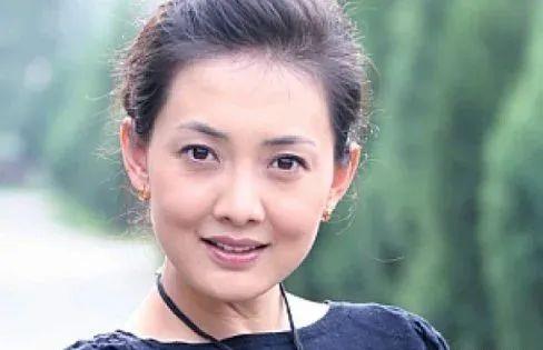 她是冯巩的老婆