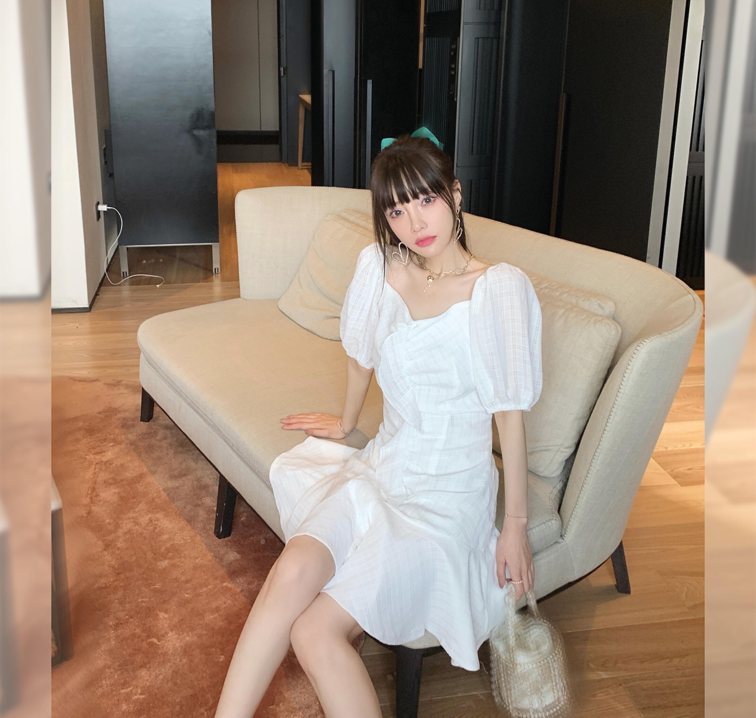 原创李小璐穿白裙拍写真小公主范儿走甜美路线39岁李小璐少女感满满