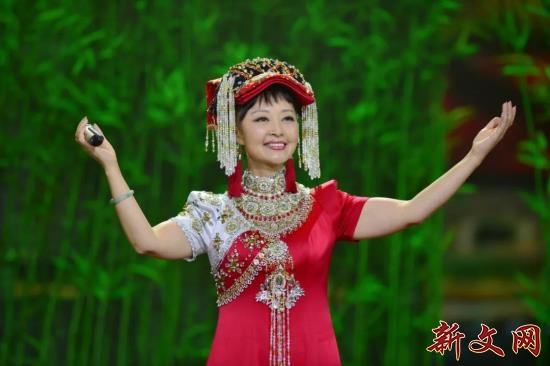 中国少数民族声乐学会新歌《幸福的中国幸福多》喜迎二十大，致敬劳动者