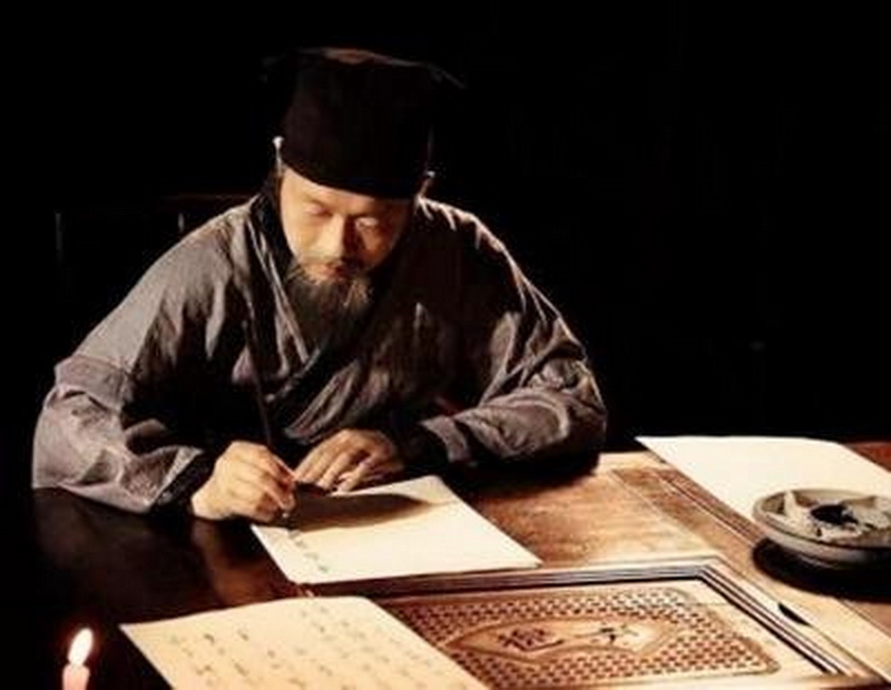 张籍:一个将杜甫诗烧了伴蜂蜜吃的“高危病人”,追星追出新高度_韩愈荐_成都_双明珠