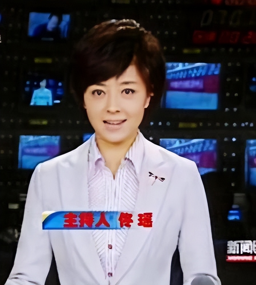 佟瑶23岁成四川知名主持醉酒上厕所离世成丈夫余生之痛