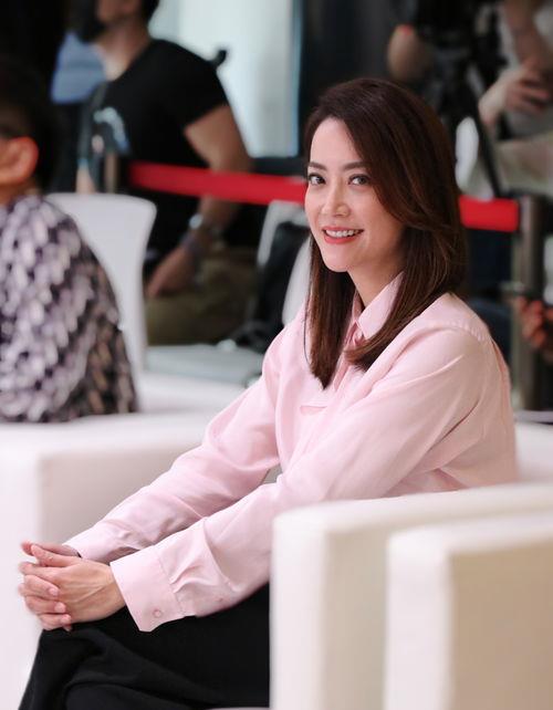 香港英皇娱乐经纪人女强人霍汶希:她的故事不简单,她的传奇之路