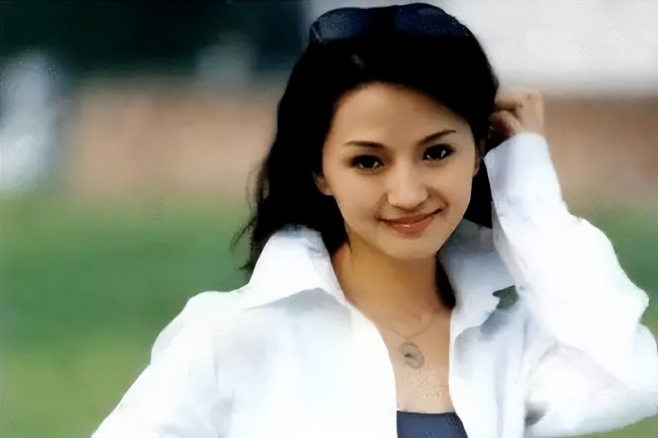 原创香妃刘丹26岁爆红她与爸爸哥哥接连离世成母亲余生之痛