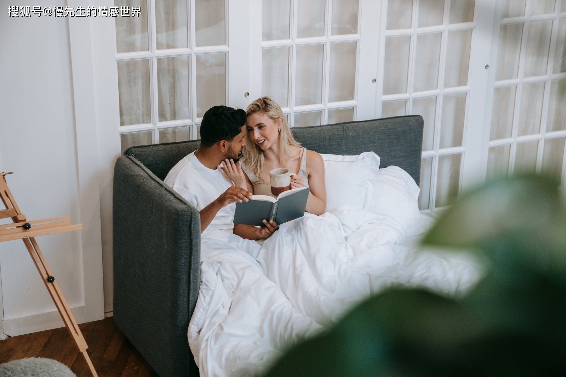 男女频繁有这些"互动",关系再纯洁,也很快就要"越界"了_性行为_肢体