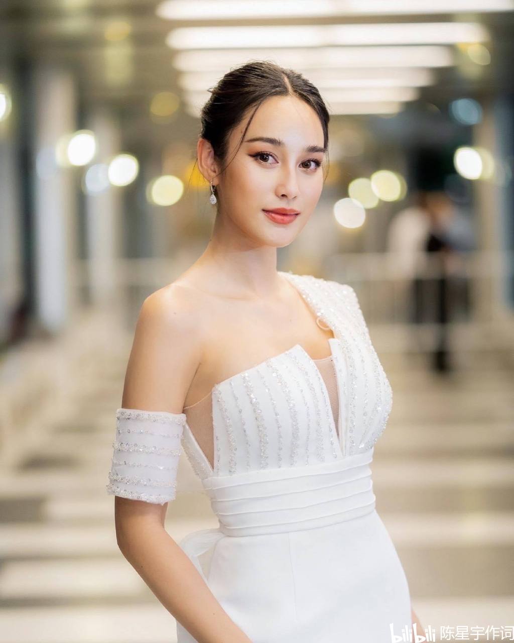 泰国明星情侣now与newwongsakorn被催婚最新泰剧娜迦项链下半年开播