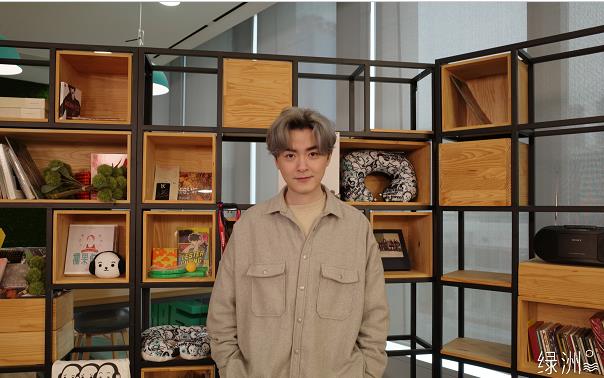 香港男星洪卓立突发意外从高处坠下全身抽搐口吐白沫一度病危