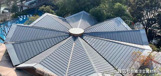 嫌自己家的屋面太单调不妨试试铝镁锰金属瓦