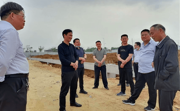 唐河县泗洲街道深入一线出实招优化营商大环境