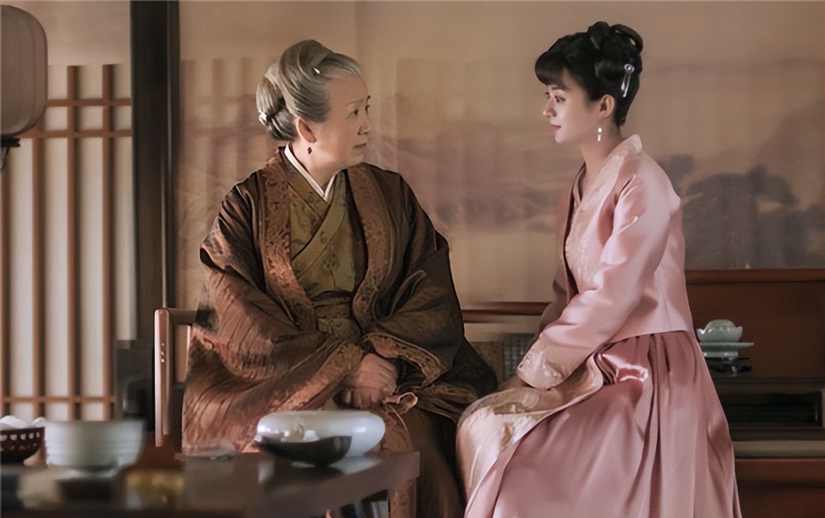 原创古代姑娘为何十三四岁就要嫁人身体都未发育成熟父母不心疼吗