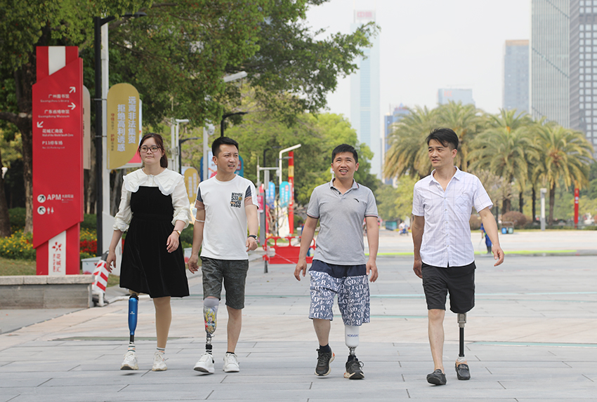 小腿截肢者装配假肢前的保健