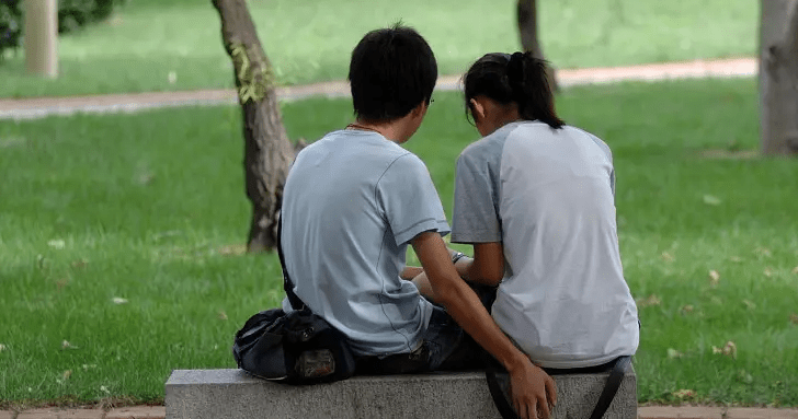 一石激起千层浪,这段视频迅速传播,给社会给黑龙江科技大学都带来了