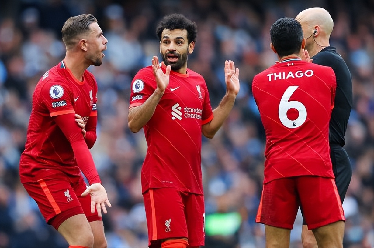 英超-阿斯顿维拉vs利物浦_比尼奥_中场_胜利