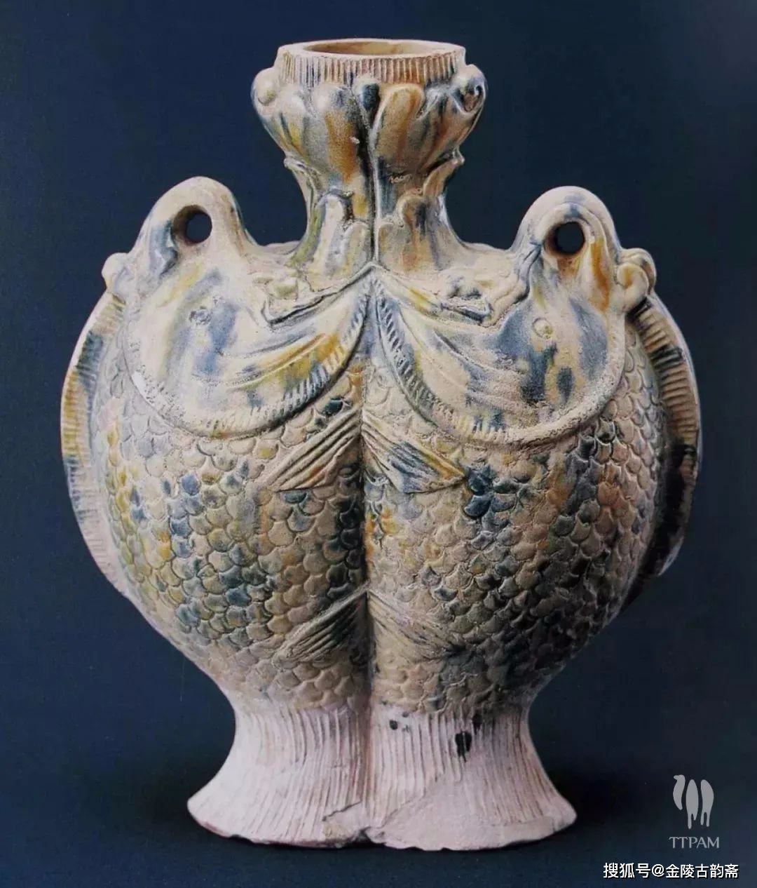 中国　唐代　藍釉俑　猫　珍品　I40-3 中国 唐代 藍釉俑 猫 珍品 I40-3 美術品・アンティーク