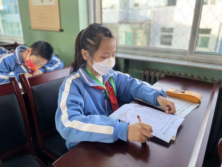 笔尖翰墨香 双减花绽放:隰县第二小学举行规范书写大赛