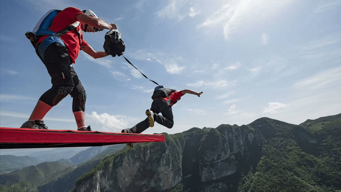 原创全球最危险的九大极限运动惊险刺激震撼人心你敢挑战几个