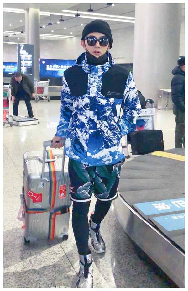 冬天也要活力满满汪东城穿运动装炫酷时髦出道多年颜值不减
