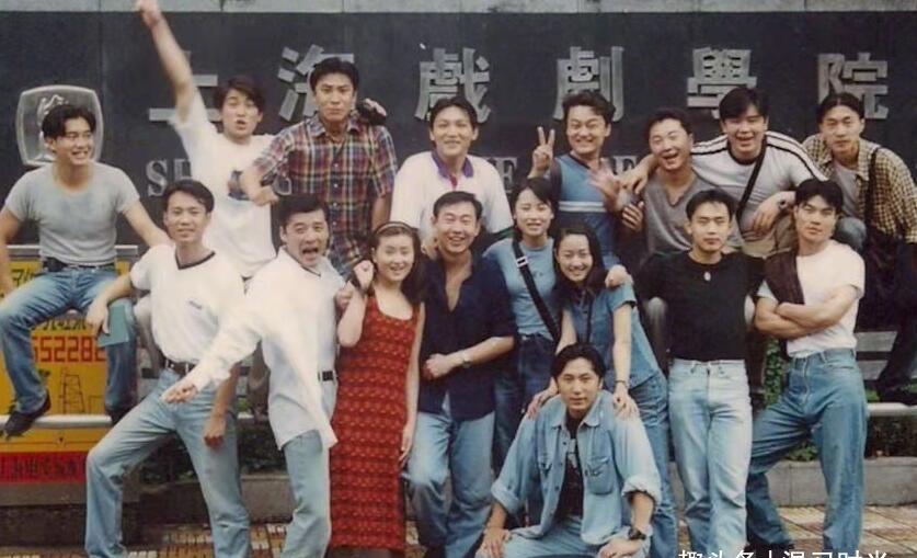 上戏75周年:李冰冰任泉保剑锋晒校园照,陆毅的更让人羡慕_明星_毕业