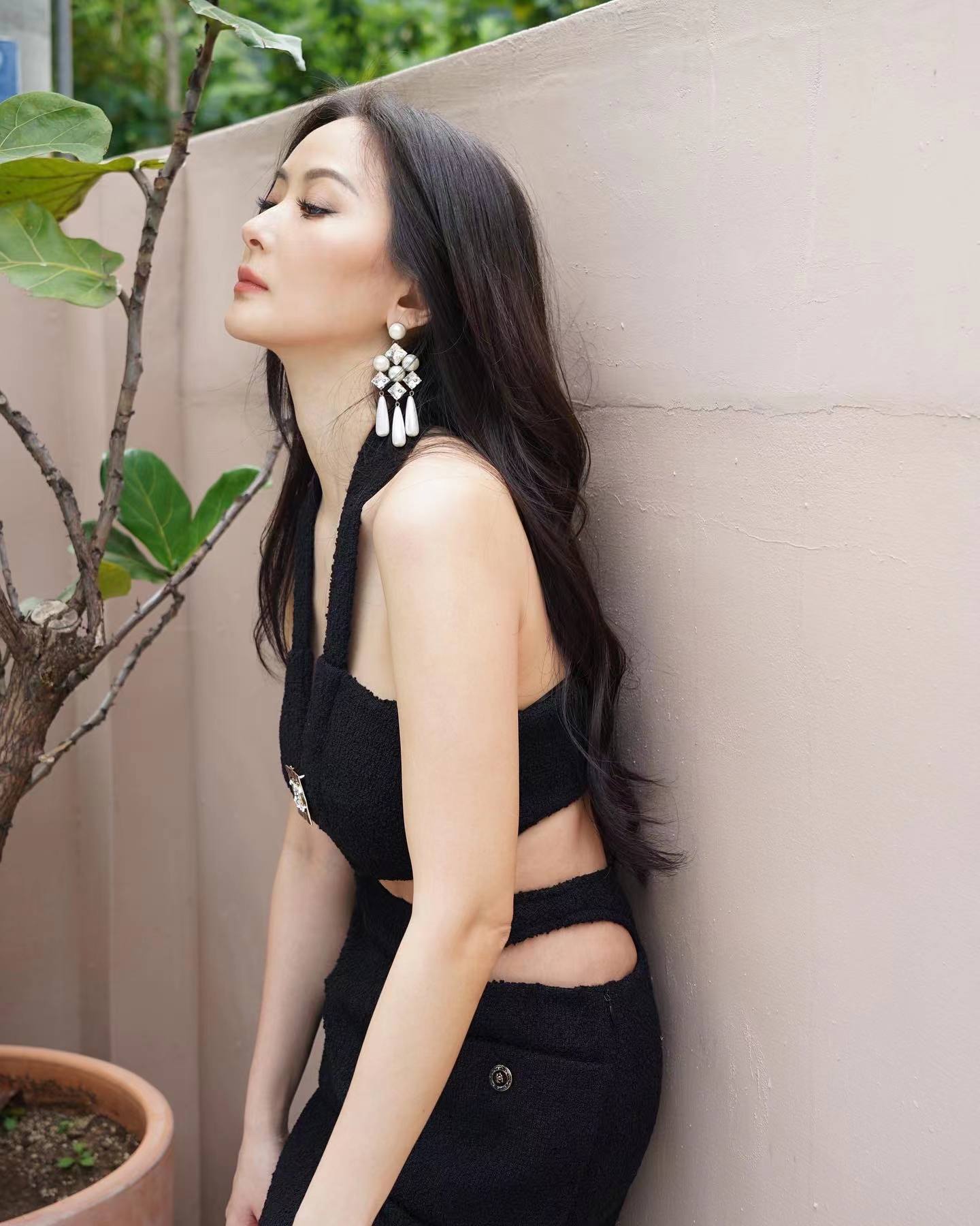 台湾第一名媛孙芸芸庆生照曝光母女同框似姐妹44岁依旧靓丽