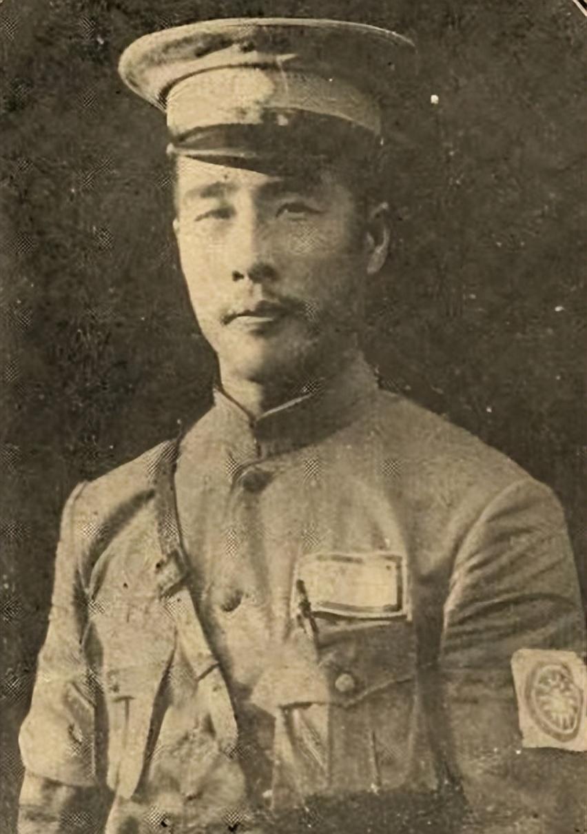 症,不能再受刺激,于是她便让纪甘青和次子韩子华前去收敛丈夫的遗骨