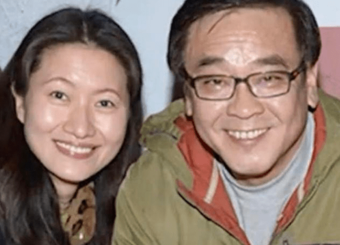 原创尔冬升嫌张曼玉丑二婚与妻子约好丁克却偷偷与女友生了娃