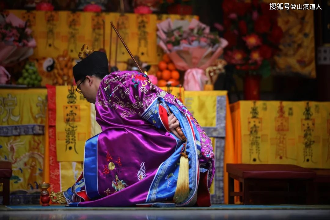 燃灯祈福 照见本心 | 道教的燃灯有何切实的功德利益?