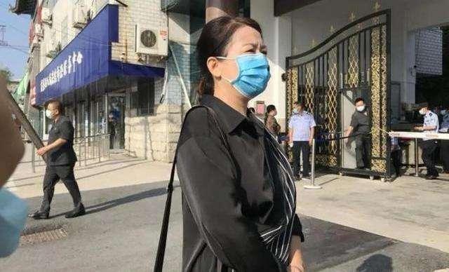 原创许敏上诉是谣言名主持人张越喊话许敏放弃上诉就公开道歉