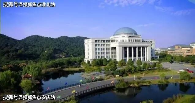 西湖區高教園區「杭州四大高教園區之一」大學城環繞,浙江工業大學正