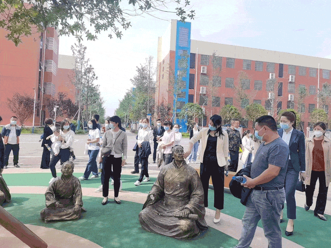 向阳而生 亲鉴美好丨一中集英校园行活动圆满结束_教育_现场图_业主