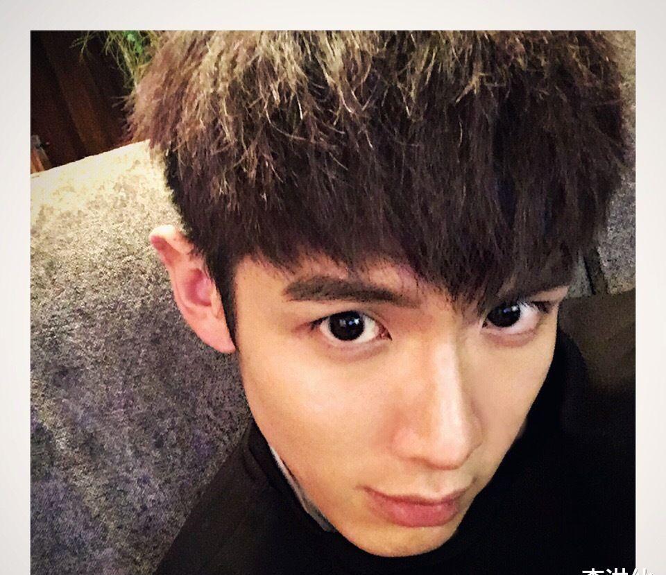 原创自毁前程艺人黄智博贩卖口罩获刑三年娱乐圈因诈骗入刑第一人