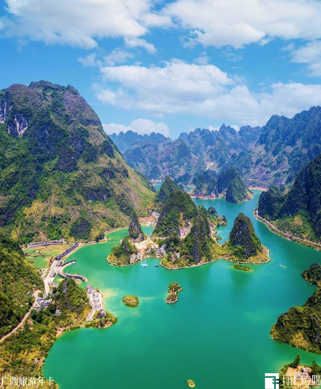 绝美飞进喀斯特峰林俯瞰广西三大湖广西旅游年卡