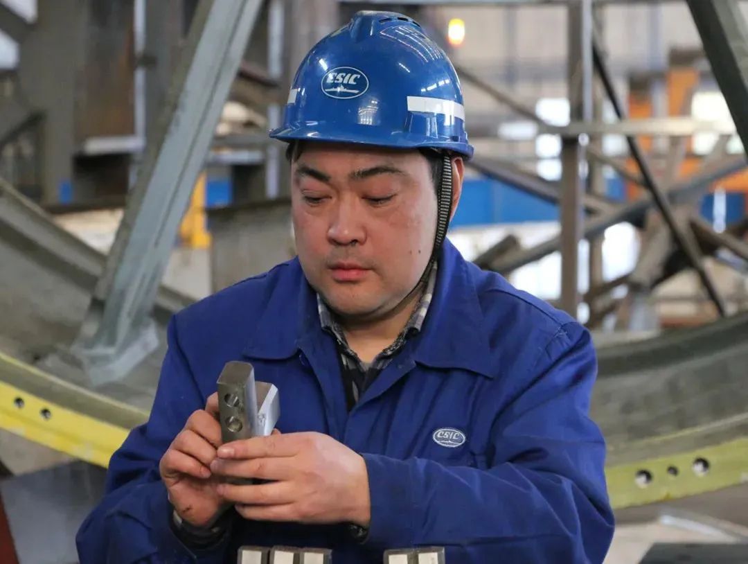 周磊一线车间走出的全国技术能手