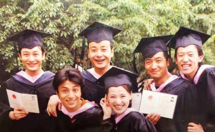 原创他是陈坤黄晓明同班同学因长相成名晚如今却翻身大红大紫