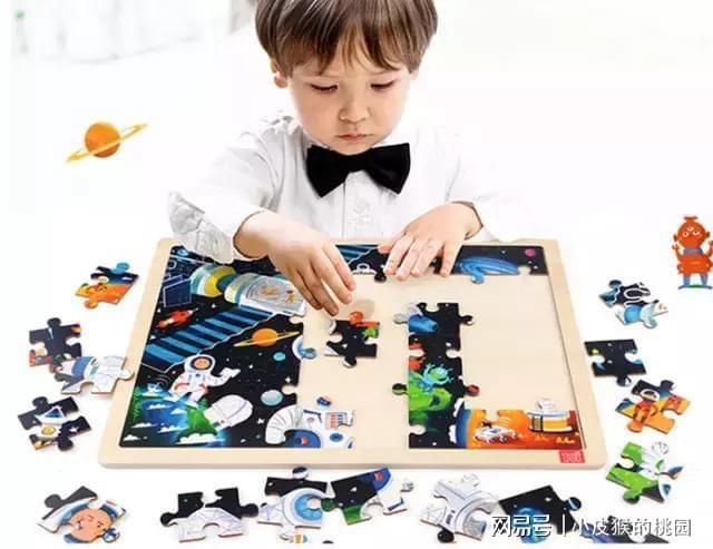 【拼图游戏】小孩子玩拼图游戏的好处_如何教孩子玩拼图游戏