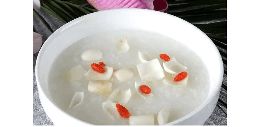 "枸杞"是春季养肝食材 , 先下山药熬粥待7到8分熟时加入_养生_百合