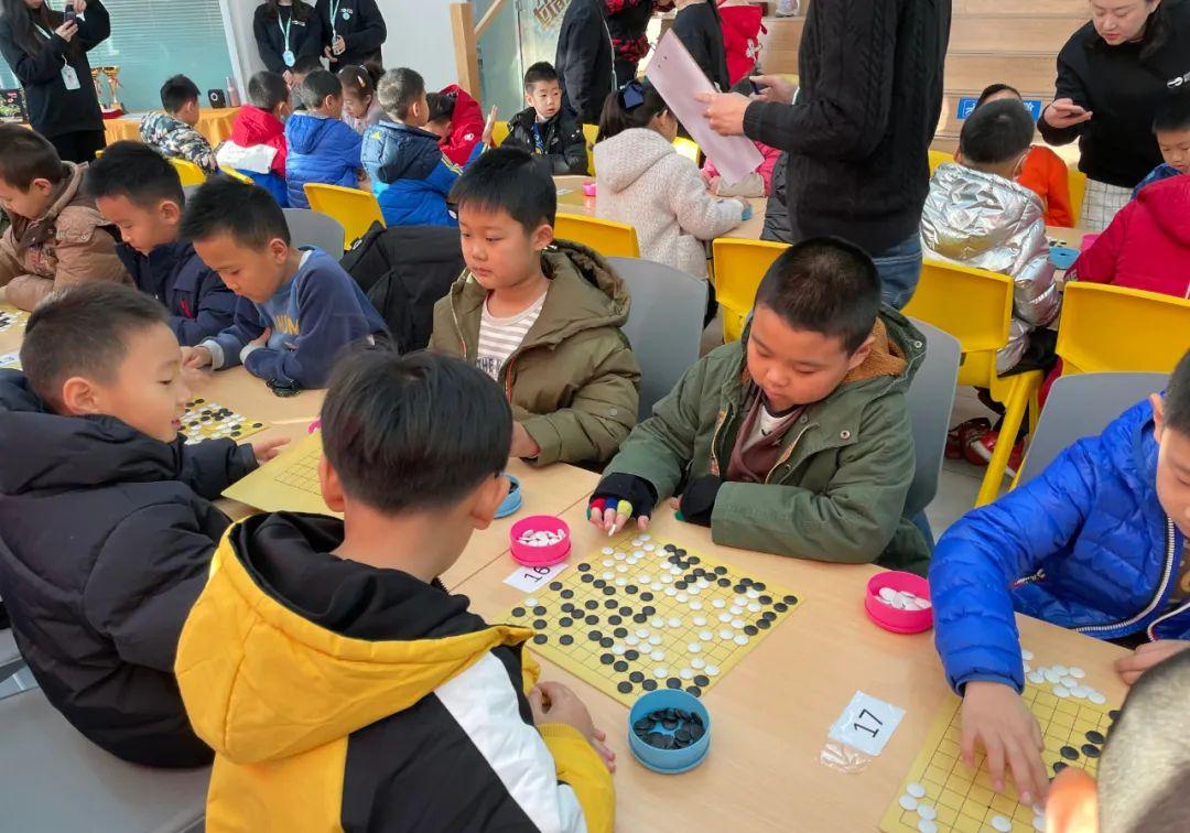 赛事回顾赛事回顾为什么初学围棋的孩子大都会坚持到业余1段