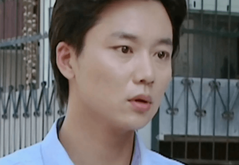 刘奕君(饰演 周亚平)出演《重案六组》时,刘奕君还是个名不见经传的小