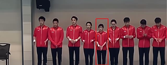 身高猛长,周继红担忧成真,首次输给陈芋汐_跳水_比赛_陈若琳