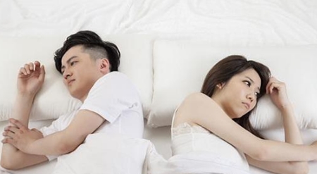 “媳妇，你能不能别败家”，“俺一个月赚三万花六千，算败家？”