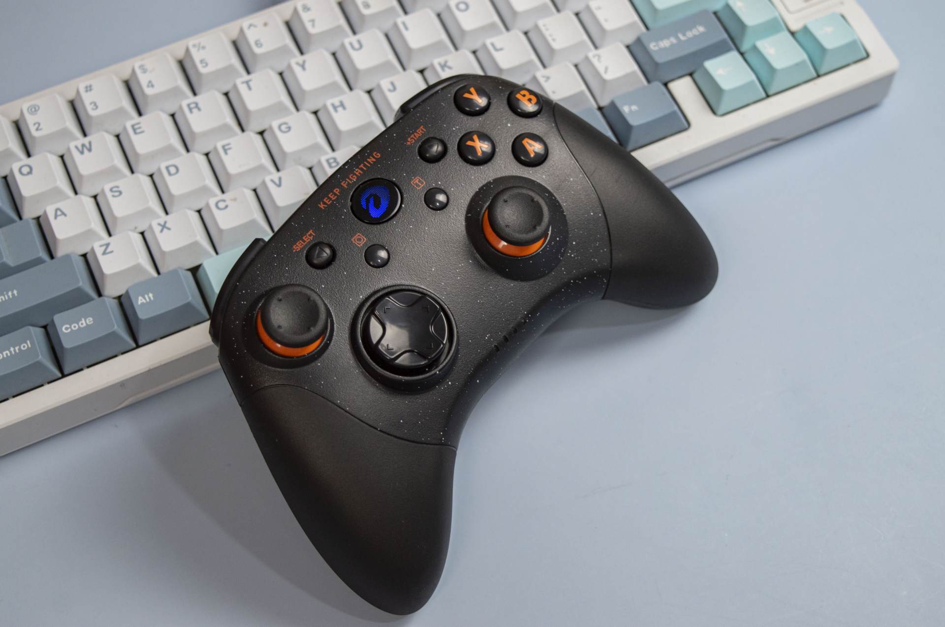 售价169:达尔优h101无线游戏手柄开箱_操作_按键_外设