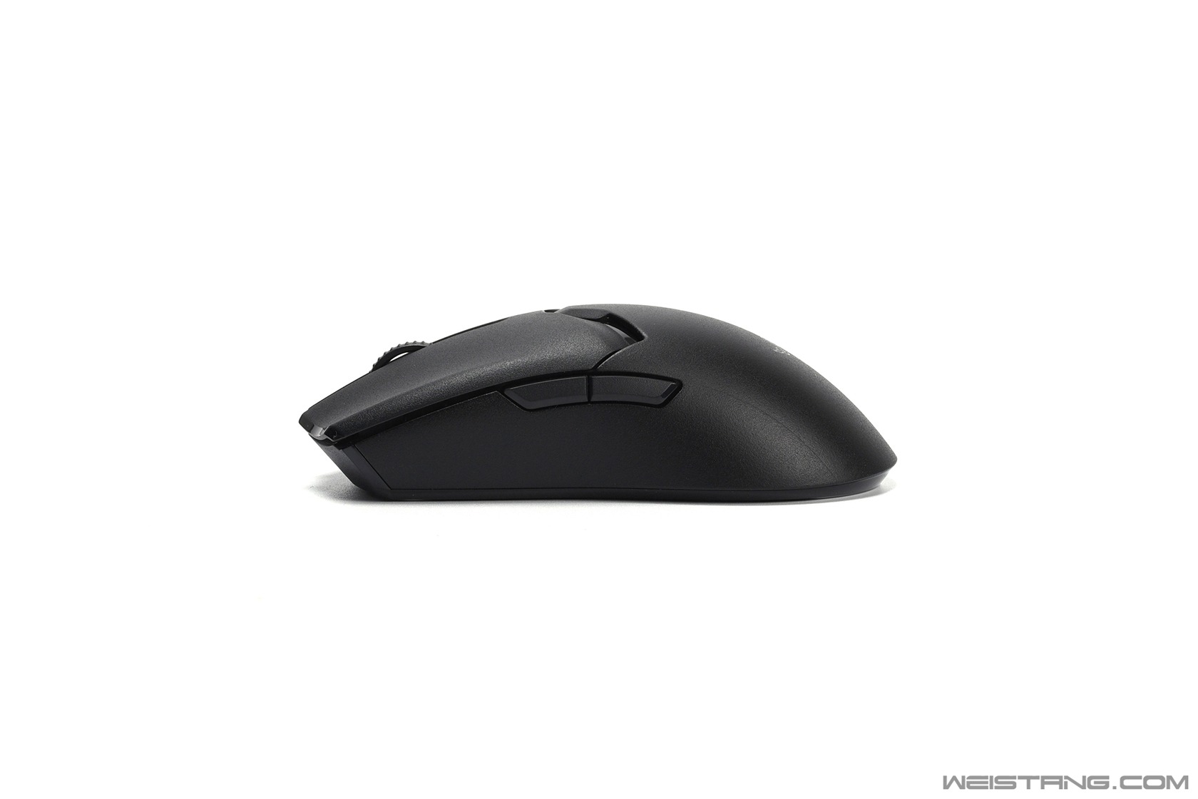 雷蛇毒蝰v2专业版鼠标评测