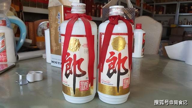 原创重庆男子去相亲连开2瓶好酒反而遭嘲讽结局让人欣慰