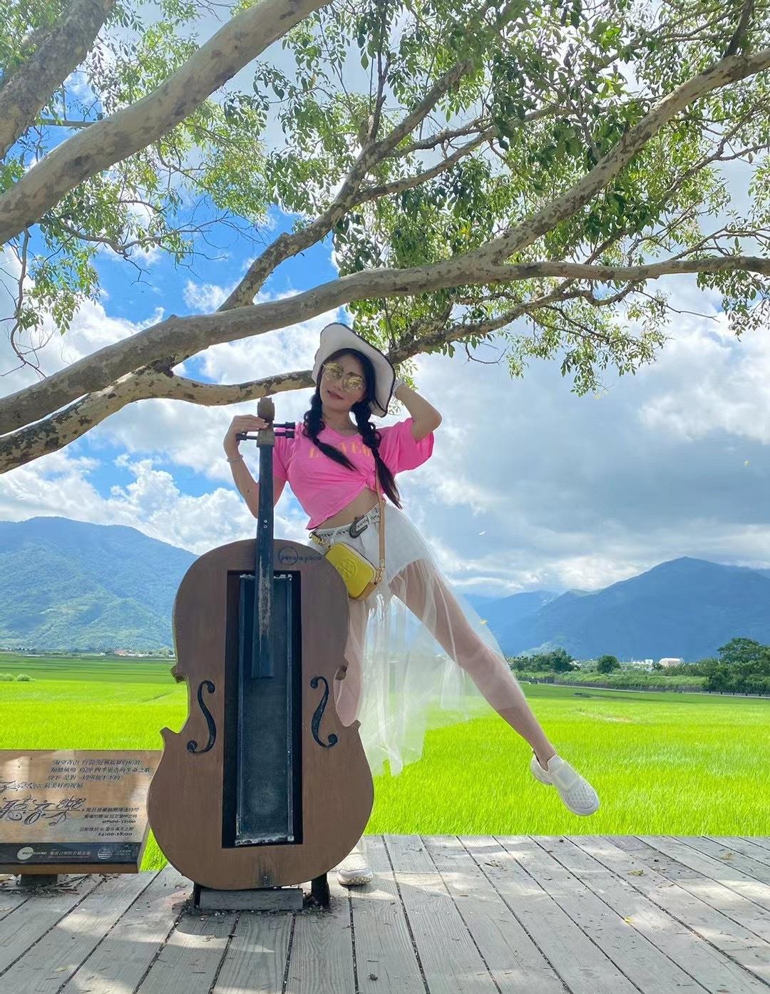 "杨紫琼接班人"杨丽菁近况曝光,52岁似妙龄少女,高抬腿超轻松_照片